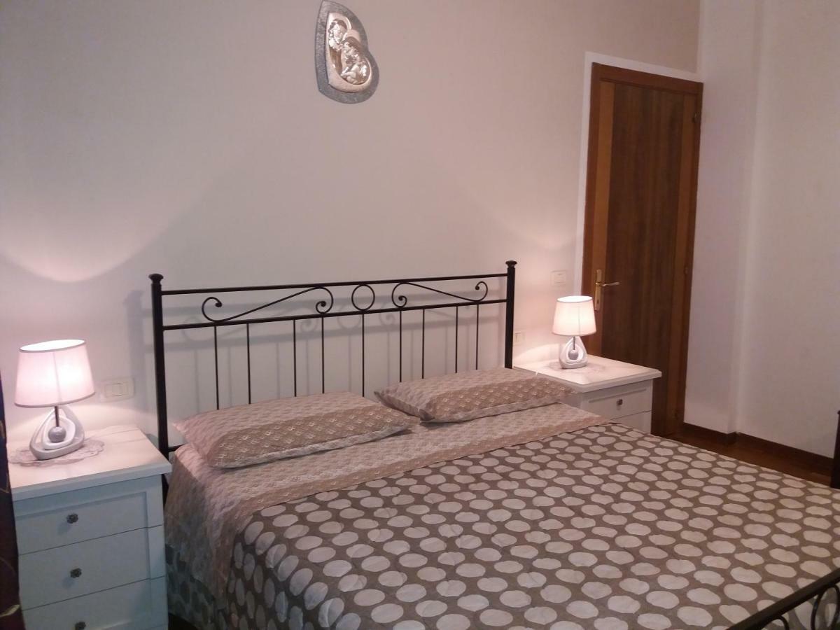 Casa Vacanze "Ai Piedi Di Assisi" Bastia Umbra Exterior foto